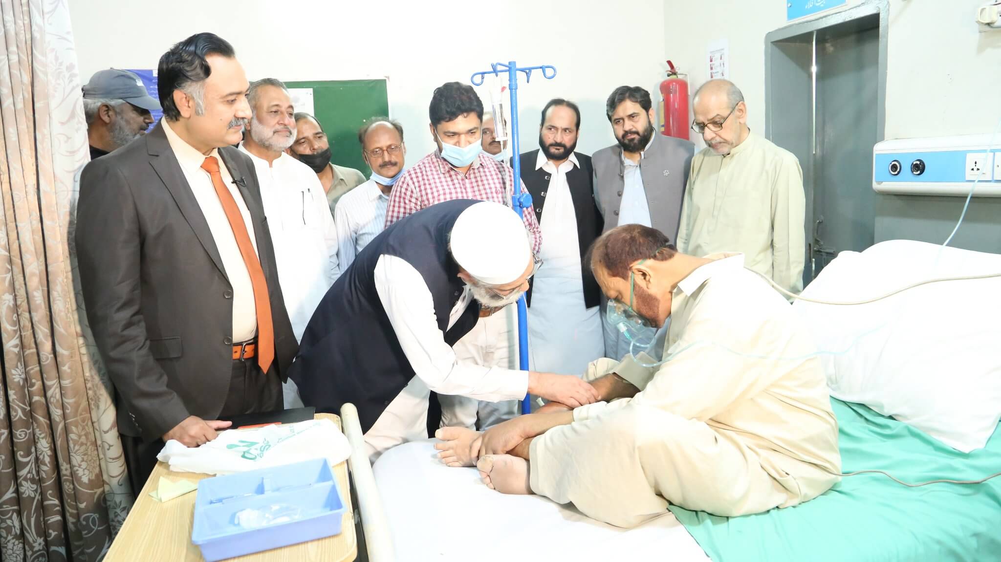 Mr. Siraj ul Haq ( Ameer Jamat-e-Islami) Innaugeation New Dialysis Centre.2
