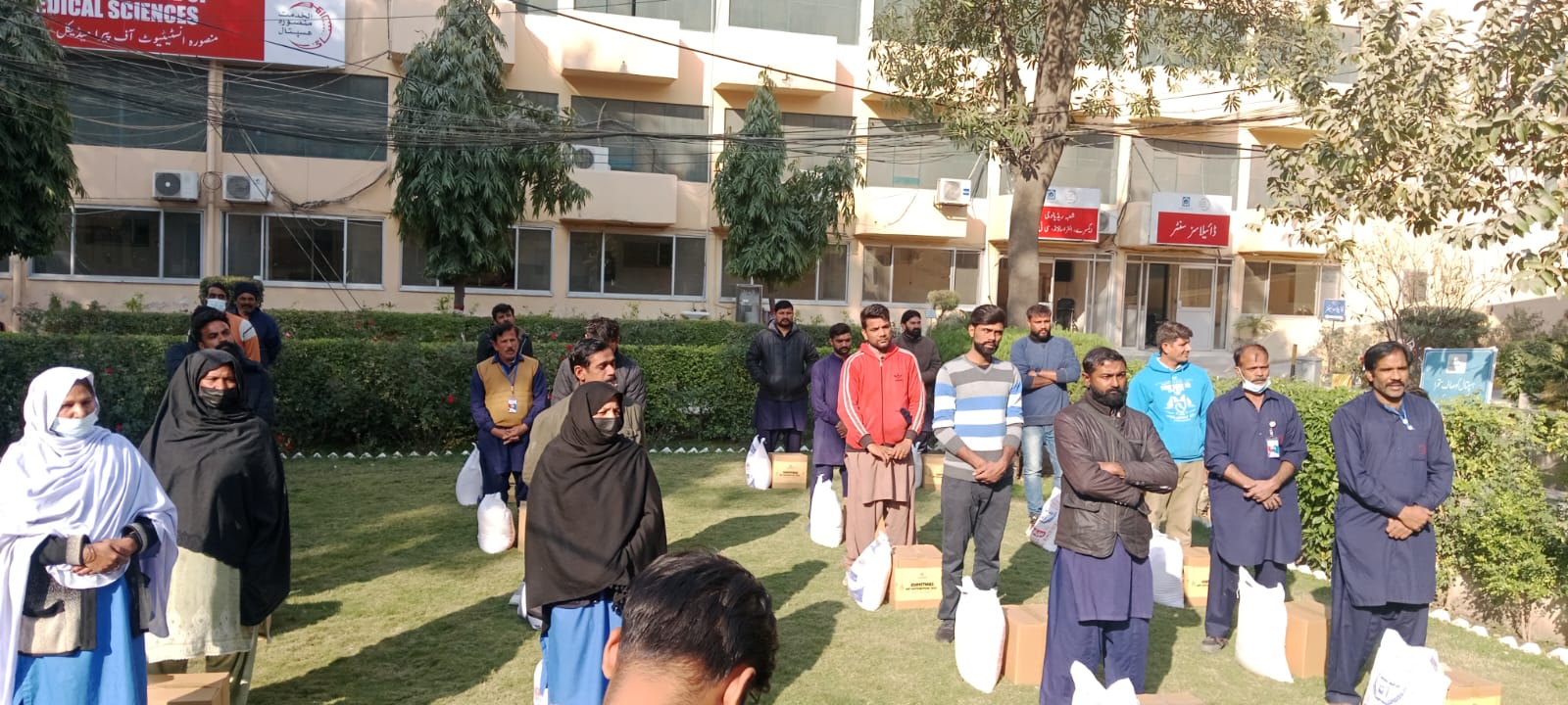 Chritmas Gift Distrubution (3)