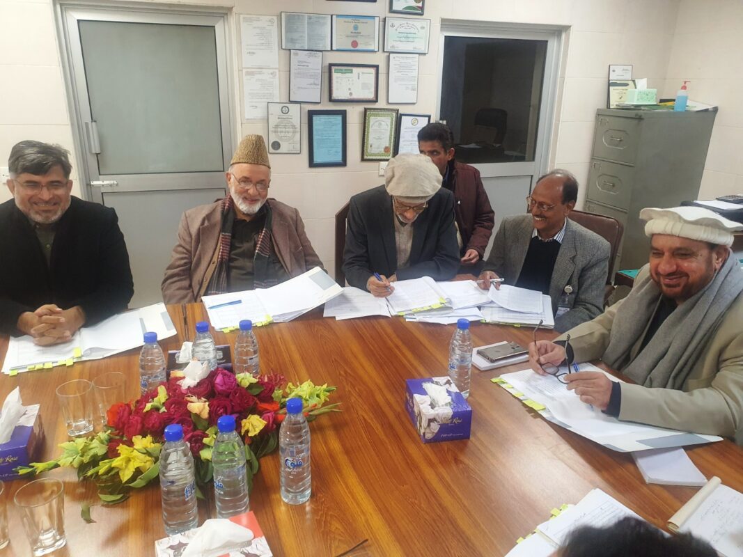 Mr.-Ameer-ul-Azeem-President-Governing-Body-Address-Governing-Body-Meeting-at-Mansoorah-1-1067x800 (1)